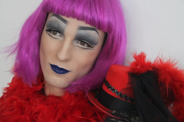 Corso make-up artist trucco queen